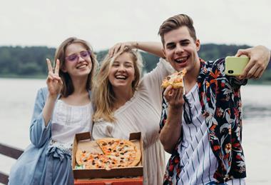 pexels-maksgelatin-4348809