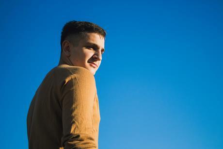 pexels-oskelaq-2410053