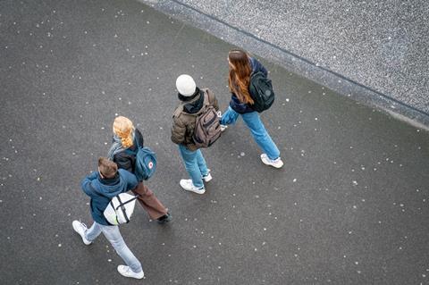 etienne-girardet-i7cMcSQXFMw-unsplash