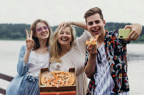 pexels-maksgelatin-4348809