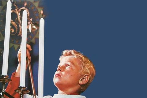advent candles boy